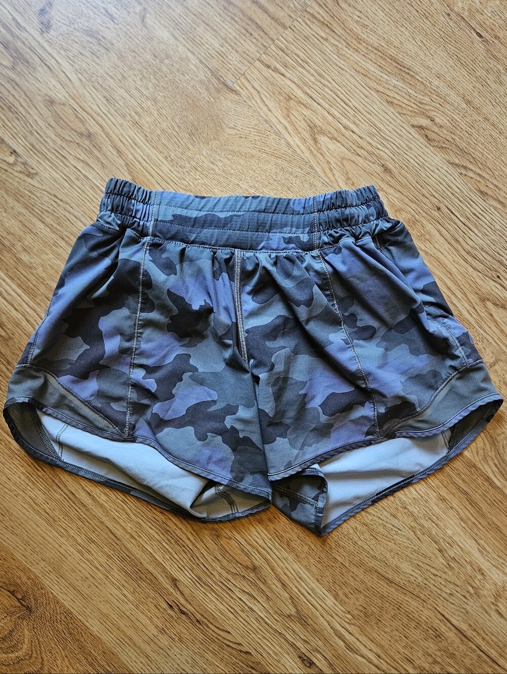 Lululemon Hotty Hot Lined Short II In Camo TALL